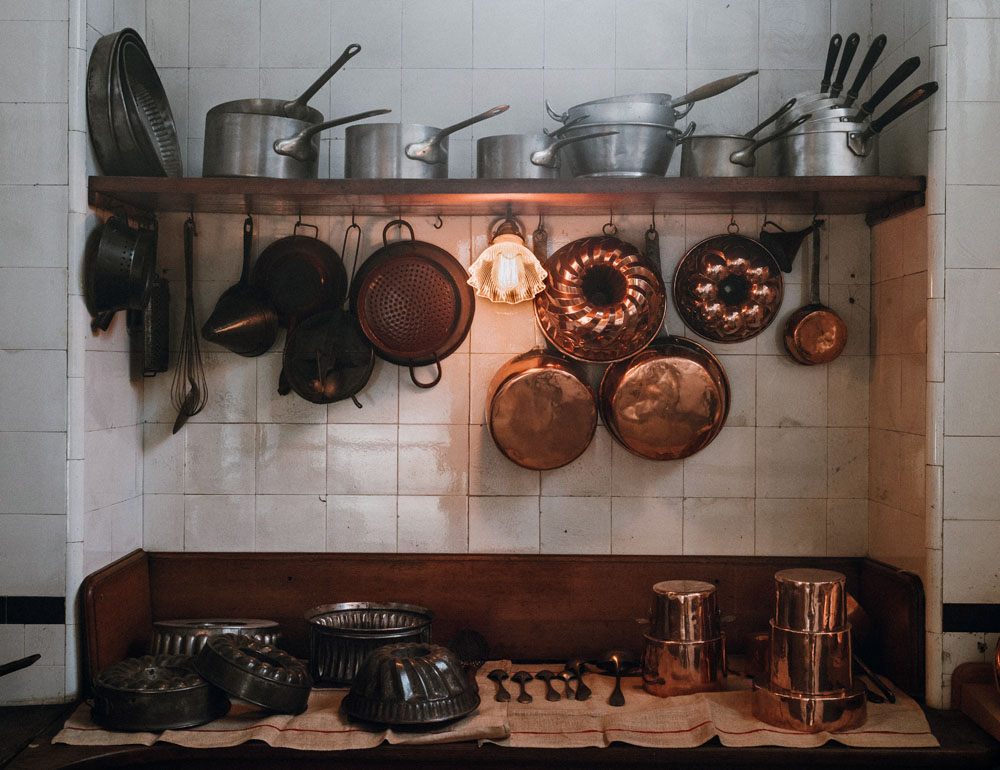 Kitchen Stores Kitchenwares   Nicolas Gras UiGsP8TvOJQ Unsplash 