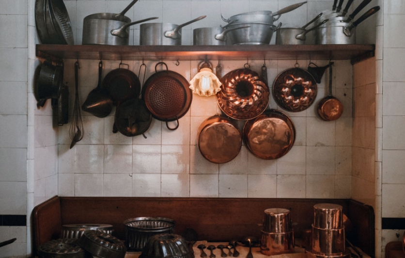 Kitchen Stores Kitchenwares   Nicolas Gras UiGsP8TvOJQ Unsplash 